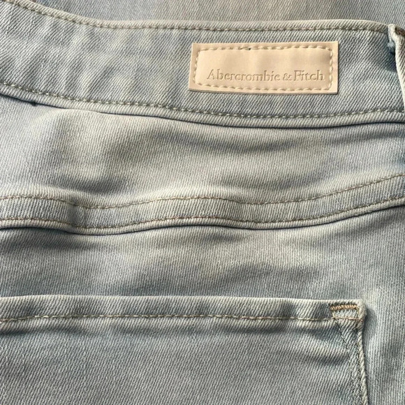 Abercrombie &‎ Fitch Signature Collection Light Color Jeans - Picture 4 of 7